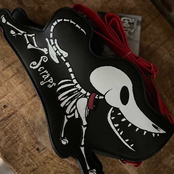 The corpse bride scraps the dog Crossbody bag, Tim Burton new with tags - Picture 4 of 6